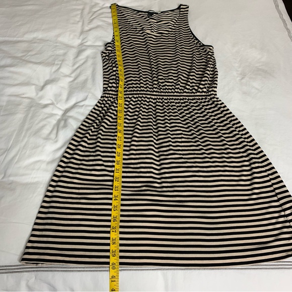 H&M Black and Beige Striped Jersey knit Sleeveless Midi Dress Size L - Picture 10 of 10